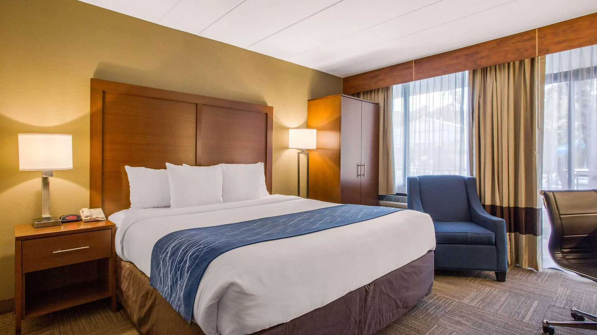 Comfort Inn Edgewater On Hudson River