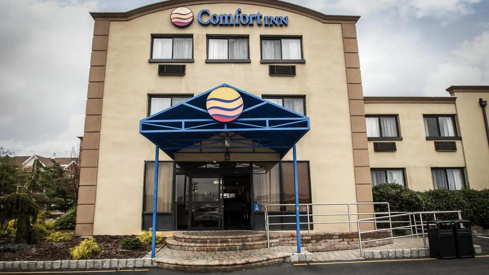 Comfort Inn Edgewater On Hudson River