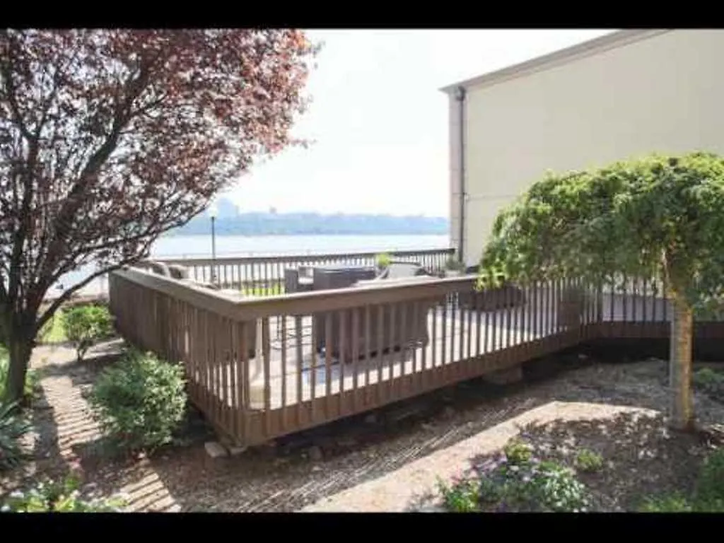 ***  Comfort Inn Edgewater On Hudson River United States