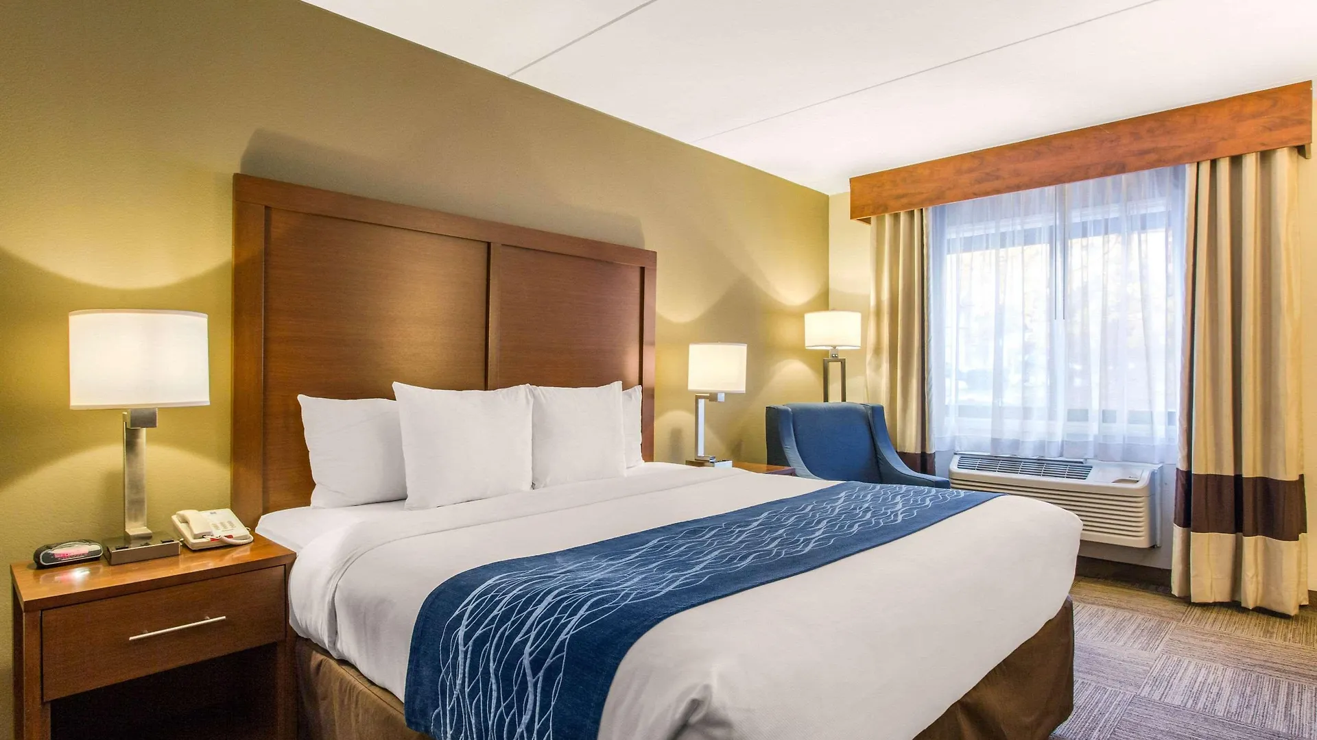 ***  Comfort Inn Edgewater On Hudson River United States