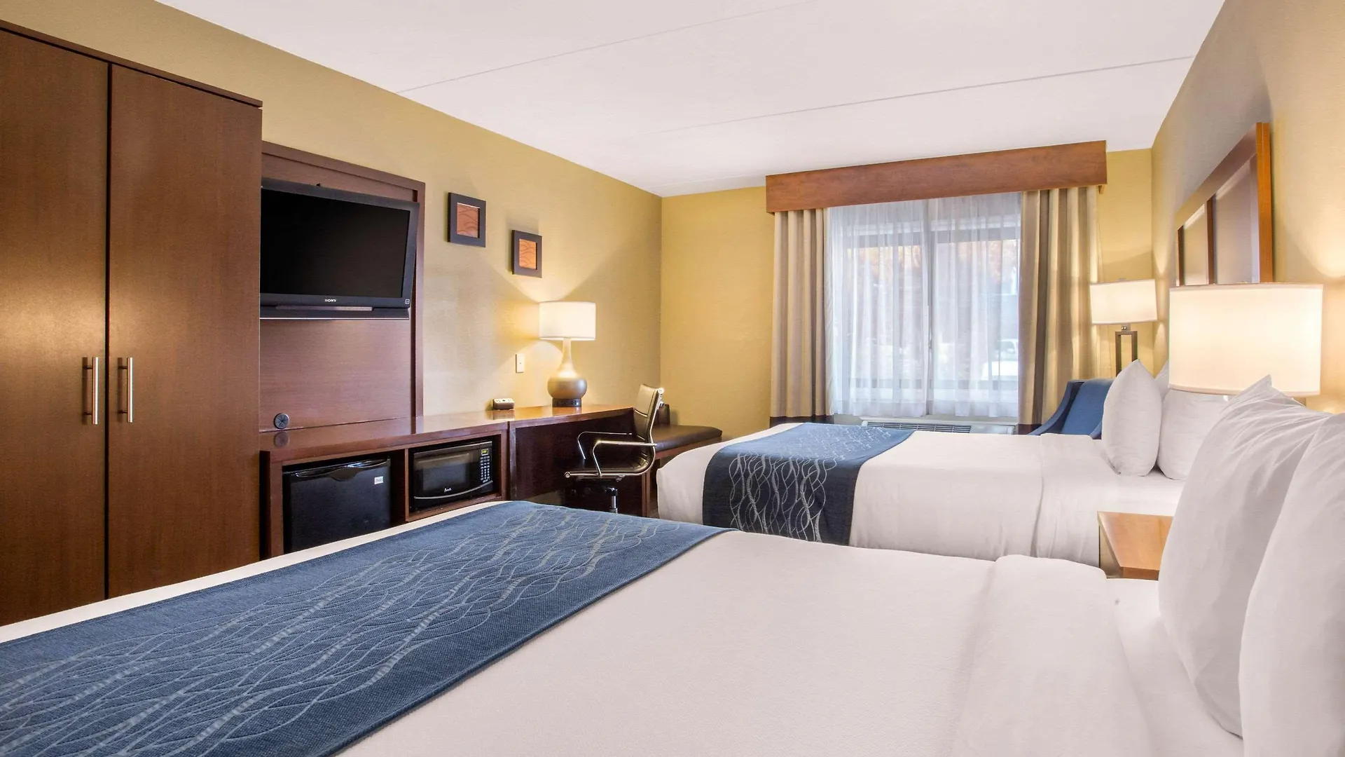 Comfort Inn Edgewater On Hudson River