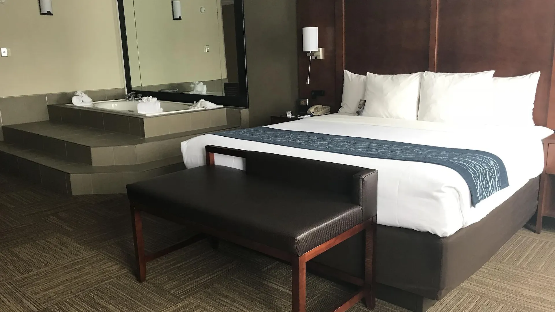 Comfort Inn Edgewater On Hudson River