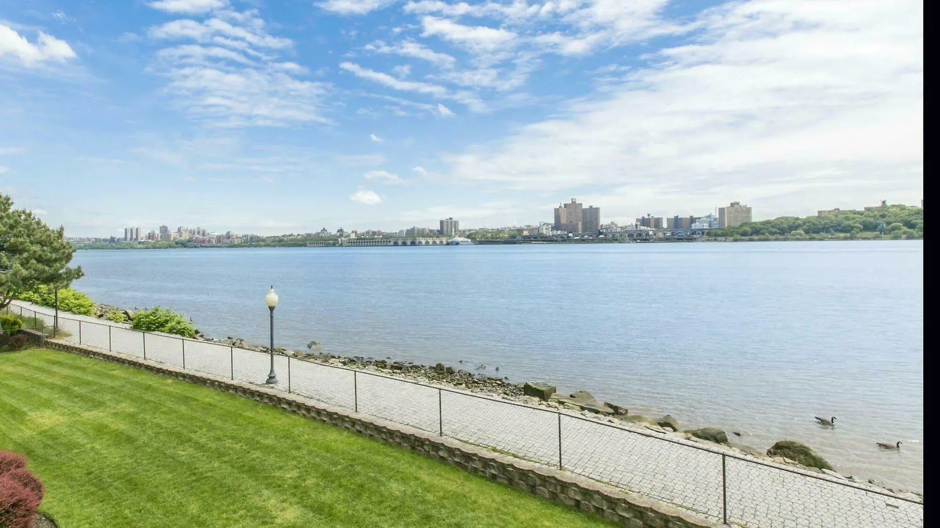 Comfort Inn Edgewater On Hudson River